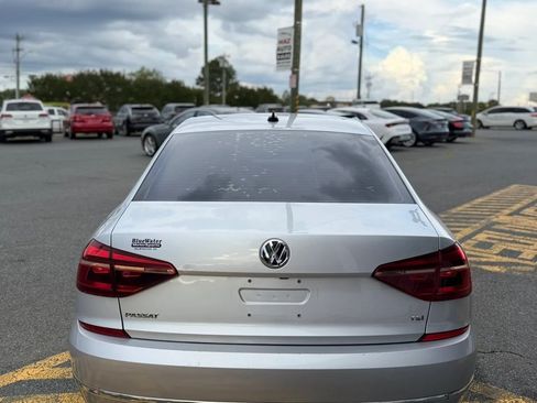 Used 2019 Volkswagen Passat 2.0T Wolfsburg w/ Wheels & Sunroof Package FWD image 5
