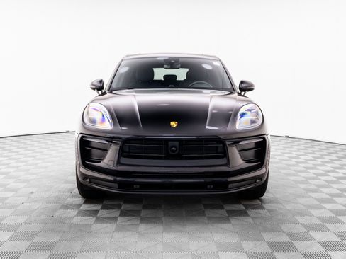 Certified 2023 Porsche Macan AWD/4WD image 9