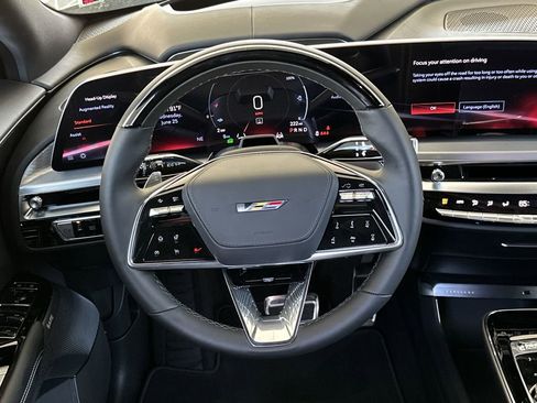 New 2026 Cadillac Lyriq V image 18