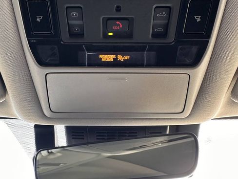 Used 2025 Toyota Grand Highlander AWD Hybrid image 41