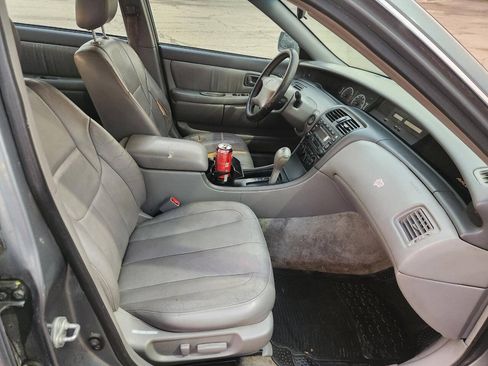 Used 2000 Toyota Avalon XL w/ Option Pkg 3 FWD image 18