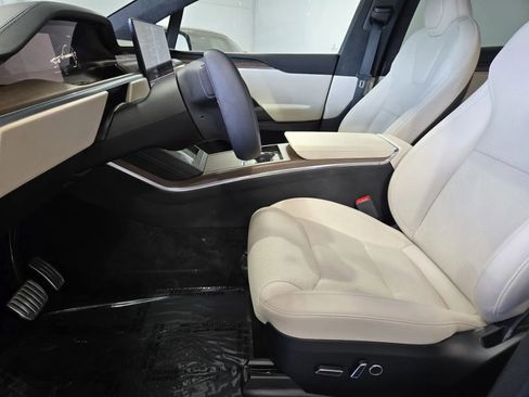 Used 2023 Tesla Model X AWD/4WD image 13