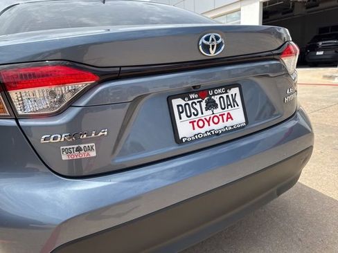 Used 2023 Toyota Corolla LE FWD image 7