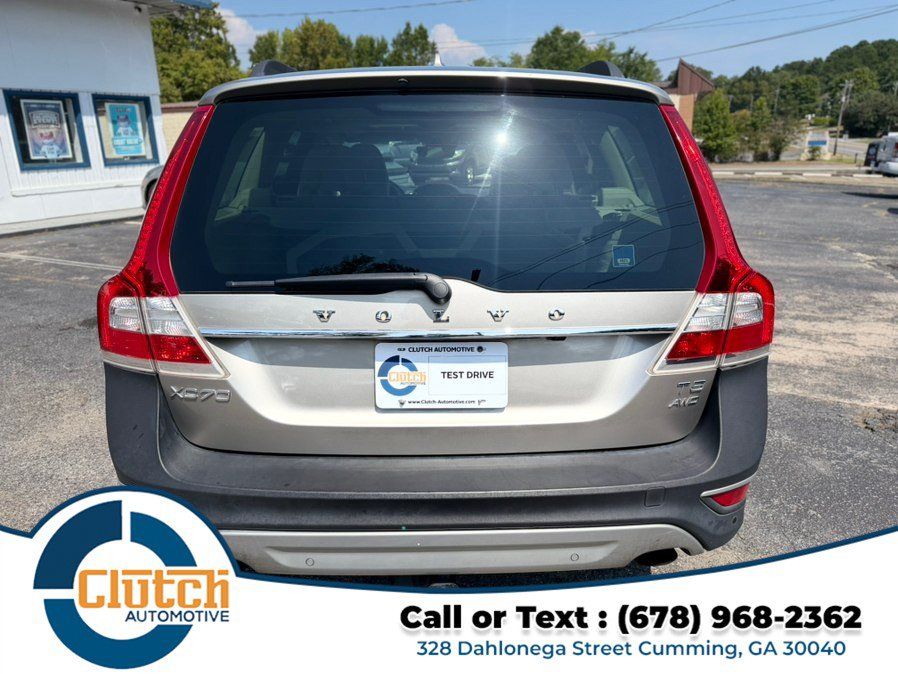Used 2016 Volvo XC70 T5 Premier AWD/4WD image 6