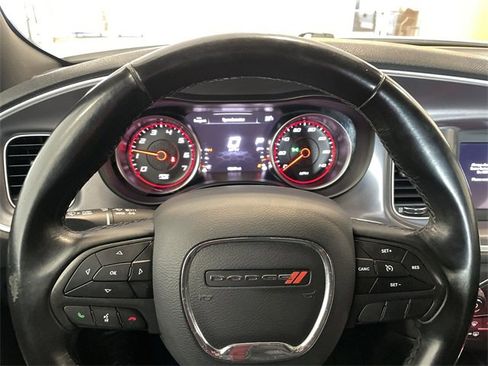 Used 2019 Dodge Charger SXT image 20