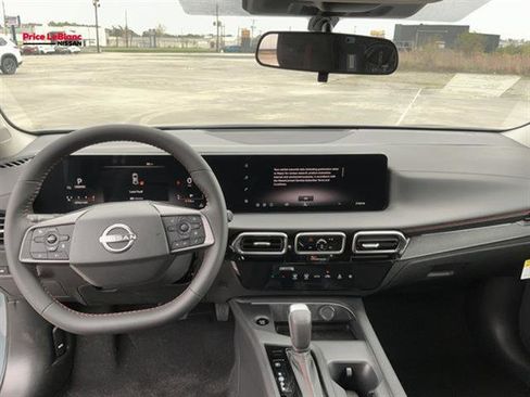 New 2026 Nissan Sentra SR w/ Floor Mat Package FWD image 11
