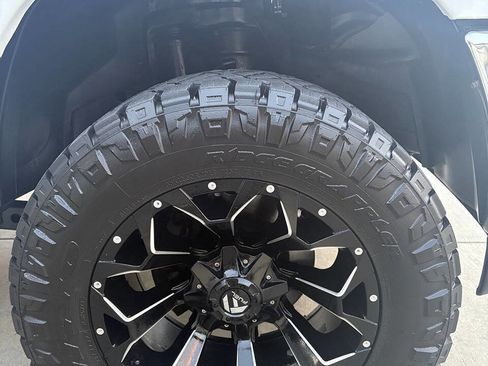 Used 2019 RAM 3500 Big Horn image 18