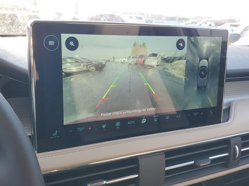 New 2026 Lincoln Corsair Premiere image 21