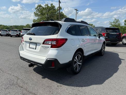 Used 2019 Subaru Outback 2.5i Limited AWD/4WD image 6