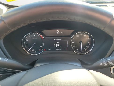 Used 2023 Cadillac XT4 Luxury w/ Cold Weather Package image 13