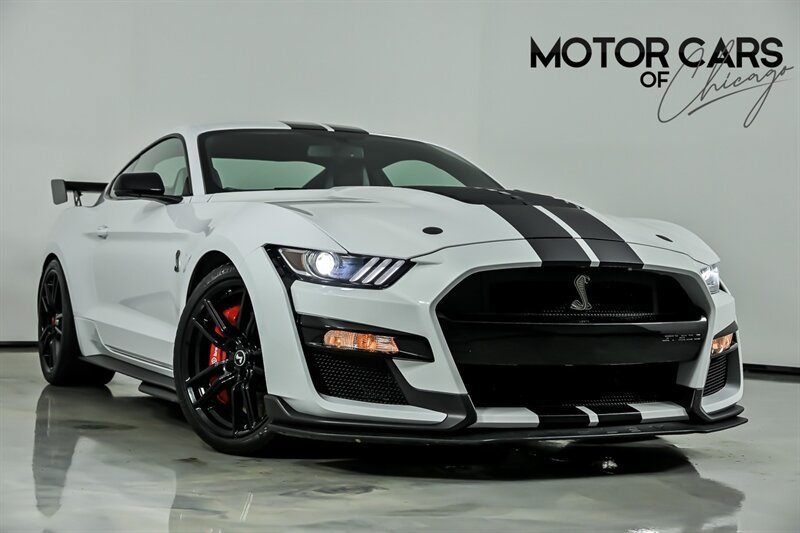 Used 2020 Ford Mustang Shelby GT500 w/ Carbon Fiber Track Pack RWD image 1