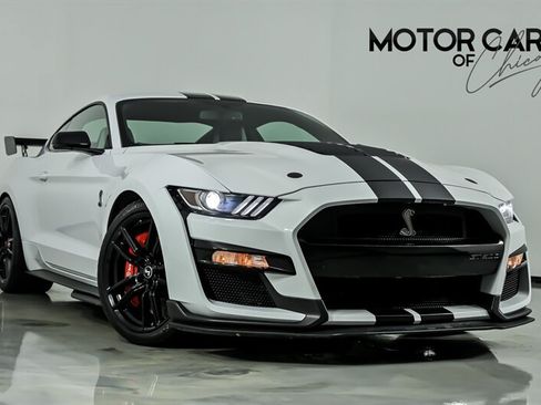 Used 2020 Ford Mustang Shelby GT500 w/ Carbon Fiber Track Pack RWD image 1