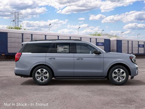 New 2027 Ford Expedition Active AWD/4WD image 5