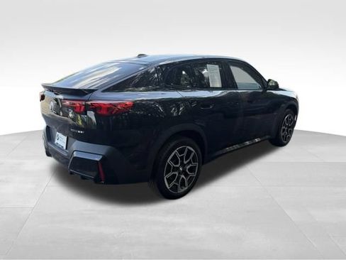 Used 2025 BMW X2 xDrive28i w/ Premium Package AWD/4WD image 12