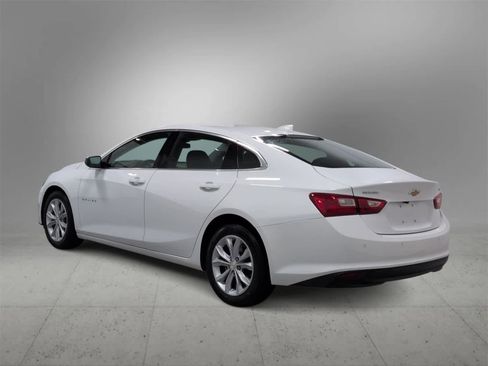 Used 2025 Chevrolet Malibu LT image 6