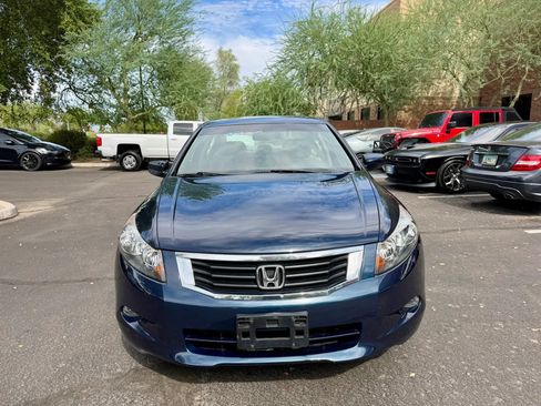 Used 2010 Honda Accord EX-L image 2