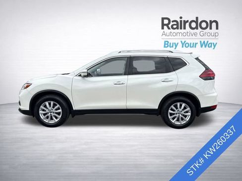 Used 2019 Nissan Rogue SV FWD image 4