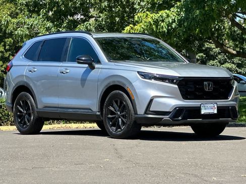 Used 2023 Honda CR-V Sport image 9