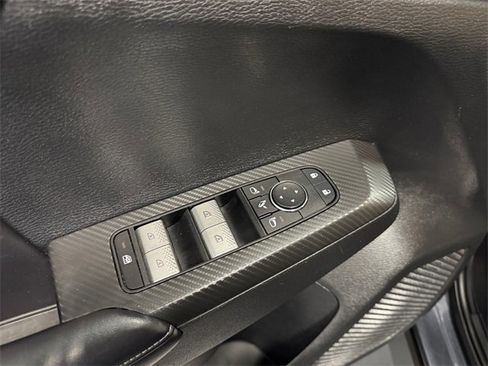 Used 2024 Mitsubishi Outlander SE Black Edition image 16