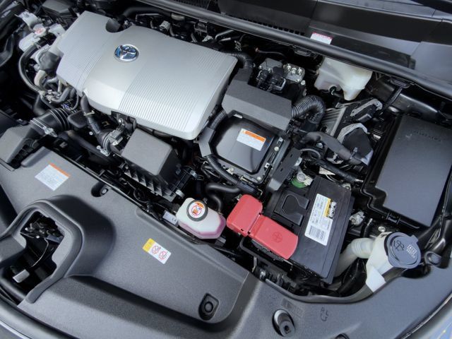 Used 2022 Toyota Prius Prime LE FWD image 29