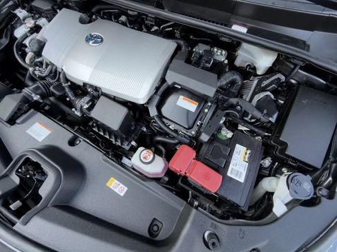 Used 2022 Toyota Prius Prime LE FWD image 29