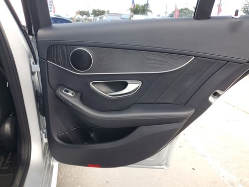 Used 2017 Mercedes-Benz C 300 Sedan image 37