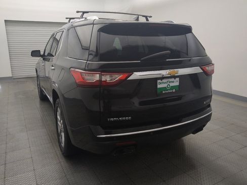 Used 2018 Chevrolet Traverse Premier w/ Driver Confidence II Package FWD image 6