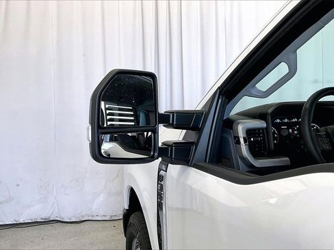 Used 2025 Ford F350 XL image 9