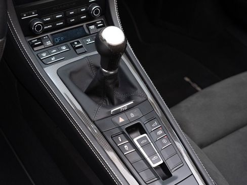 Certified 2024 Porsche 718 Boxster GTS image 28