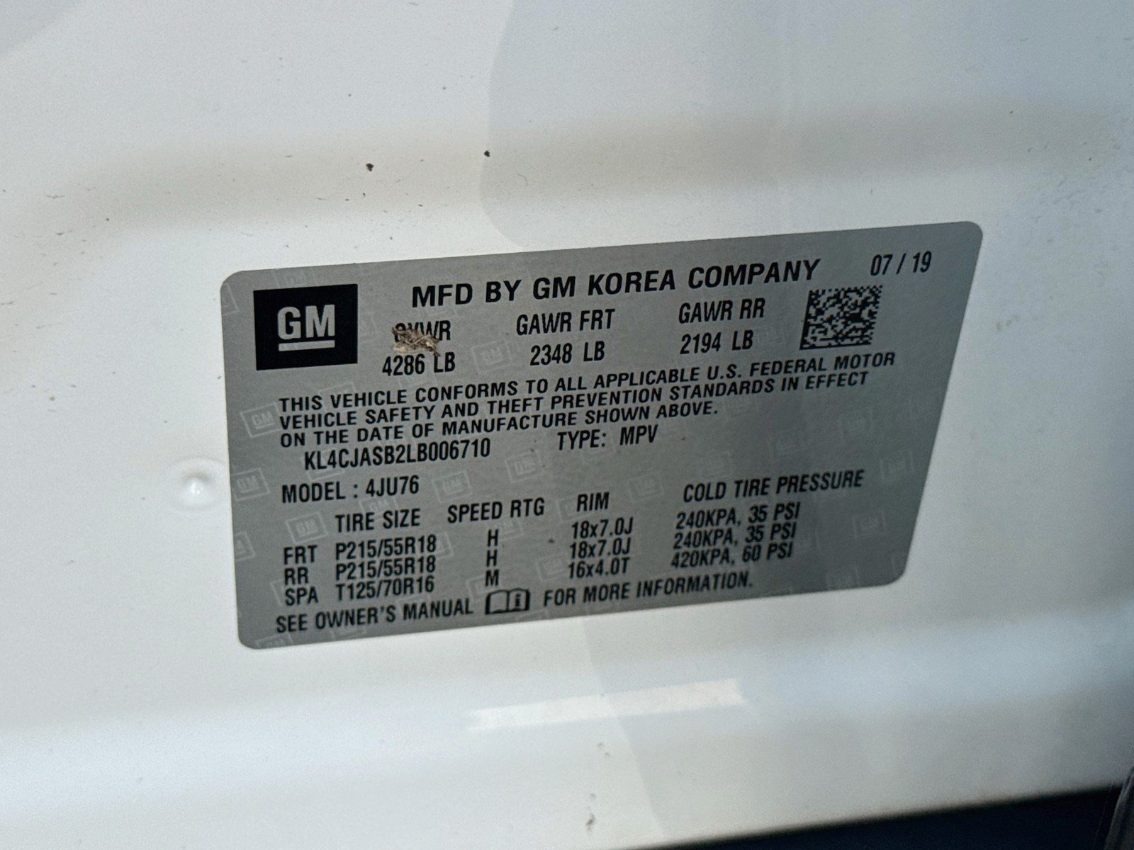 Used 2020 Buick Encore Preferred w/ Safety Package FWD image 34