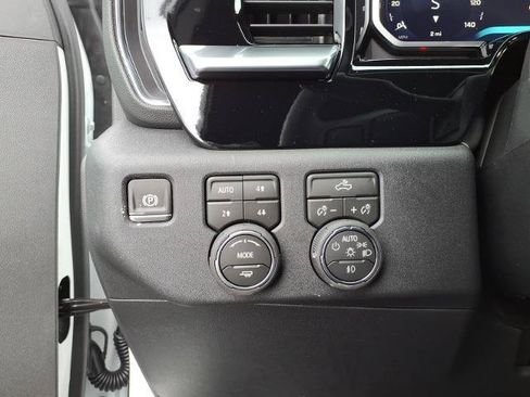 New 2026 Chevrolet Silverado 1500 RST w/ Z71 Off-Road Package AWD/4WD image 10