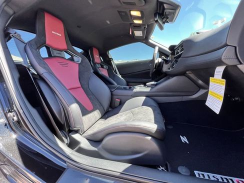 New 2024 Nissan Z NISMO w/ Floor Mat Package image 26
