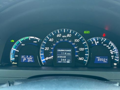 Used 2012 Toyota Camry XLE w/ Leather Pkg FWD image 31