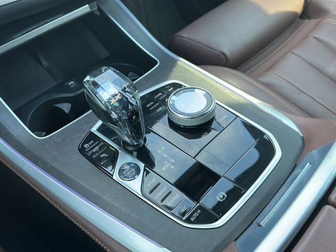 Used 2022 BMW X5 xDrive40i w/ Executive Package image 36