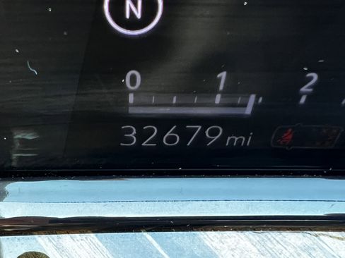 Used 2023 Cadillac Escalade ESV Premium Luxury Platinum w/ LPO, Radiant Package image 21