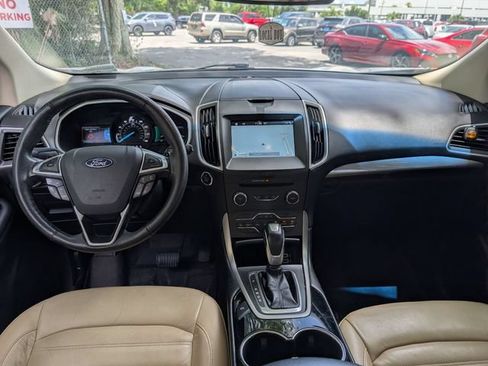 Used 2017 Ford Edge SEL w/ Equipment Group 201A FWD image 27