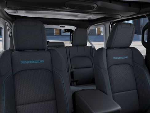 New 2025 Jeep Wrangler Rubicon w/ Convenience Group image 26