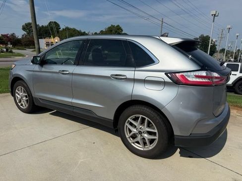 Used 2024 Ford Edge SEL AWD/4WD image 8