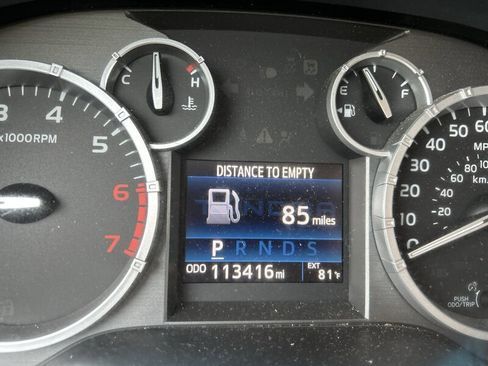 Used 2015 Toyota Tundra SR5 w/ TRD Off Road Package AWD/4WD image 15