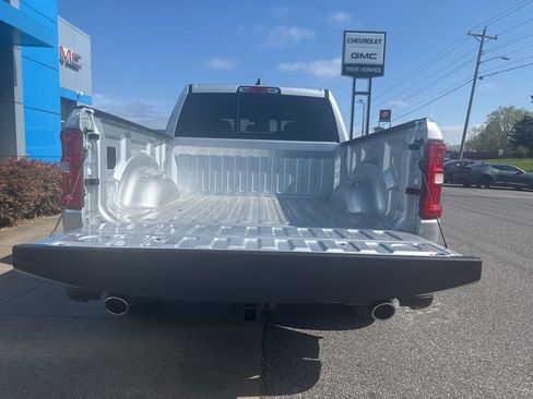 New 2026 RAM 1500 Big Horn AWD/4WD image 6