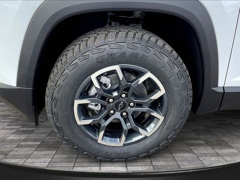 New 2026 Chevrolet Equinox ACTIV image 13