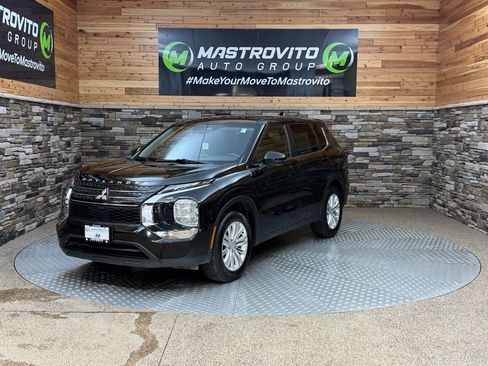 Used 2022 Mitsubishi Outlander ES AWD/4WD image 4