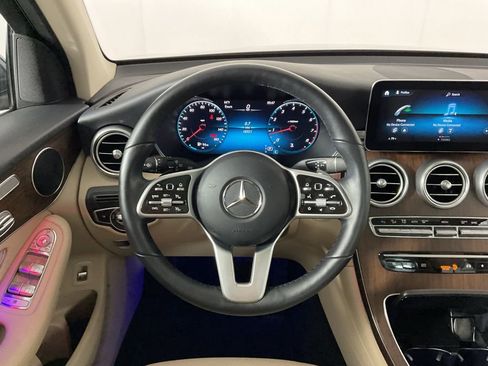 Used 2022 Mercedes-Benz GLC 300 4MATIC image 12