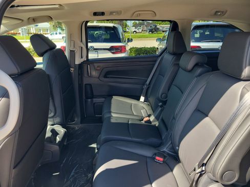 New 2026 Honda Odyssey EX-L image 16
