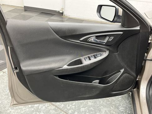 Used 2023 Chevrolet Malibu LT w/ Driver Confidence Package image 6