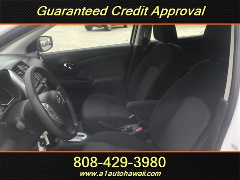 Used 2016 Nissan Versa SV FWD image 9