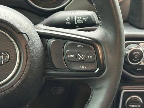Used 2023 Jeep Gladiator Sport AWD/4WD image 24