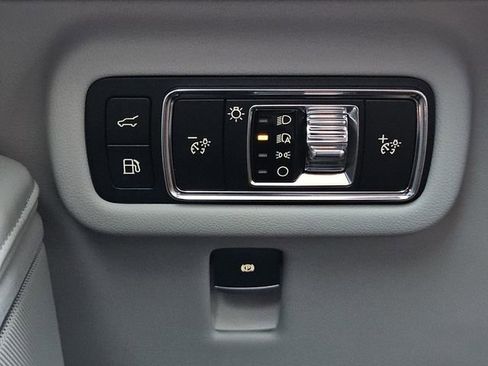 New 2026 Lincoln Nautilus Premier w/ Equipment Group 102A image 12