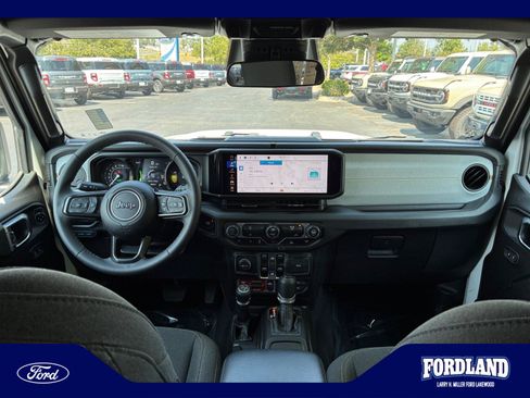 Used 2025 Jeep Wrangler Unlimited Sport S 4xe AWD/4WD image 20