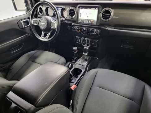 Certified 2021 Jeep Wrangler Unlimited Sahara image 35